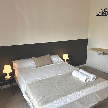 Casa de huéspedes Mi lla Madrid Extérieur photo