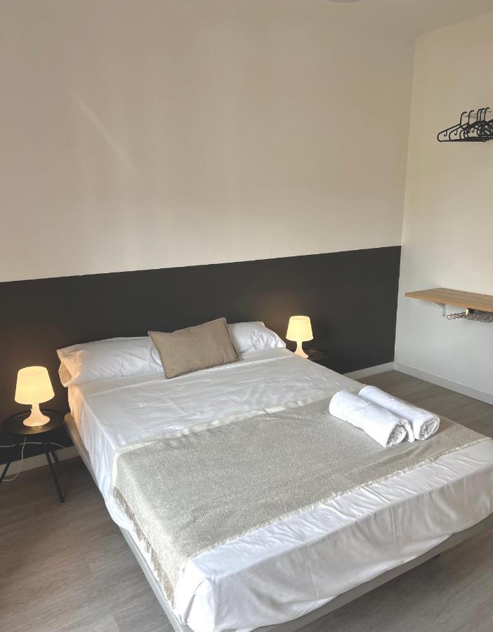 Casa de huéspedes Mi lla Madrid Extérieur photo